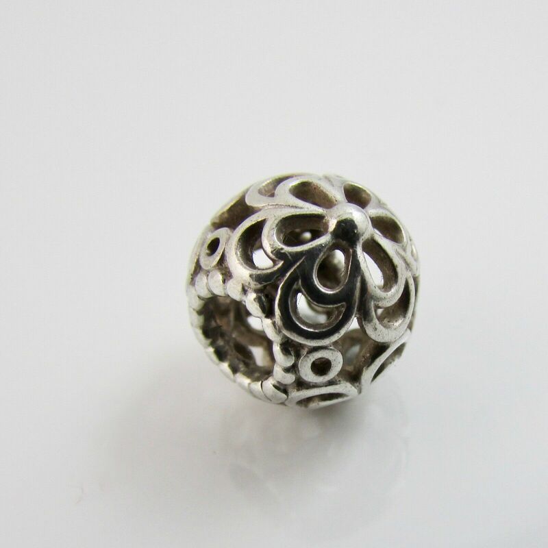 PANDORA STERLING SILVER ALE 925 FLORAL CRISS CROSS BEAD